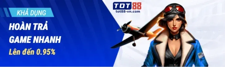 Người chơi eSports tập trung vào màn hình với logo game